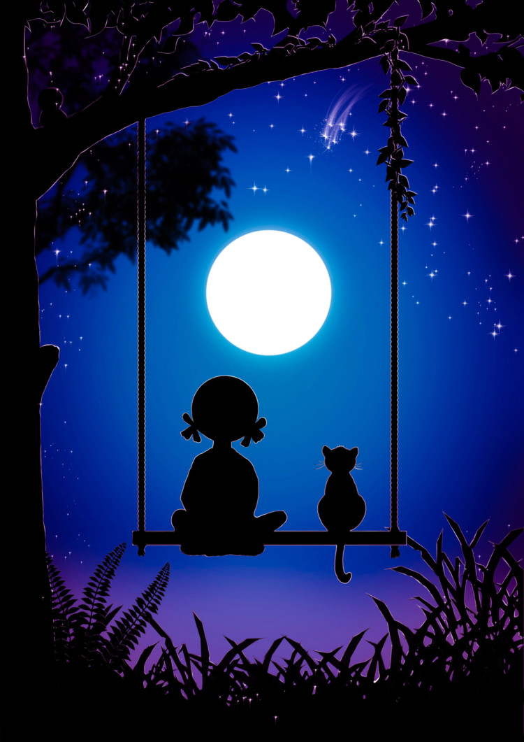 Tyttö ja kissa istuvat keinulla ja katsovat kohti kuuta.
